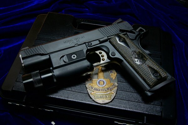 Pistola, pistola Springfield cal. 45, 1911