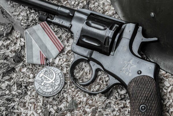 Ancestral Revolver Great-grandfather s Medal for Bravery