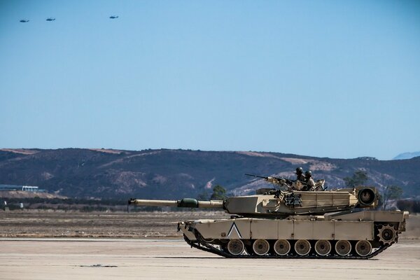 Military equipment. The tank is in motion