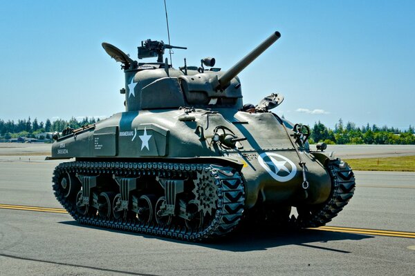 Tanque de la Segunda guerra Mundial M4 Sherman
