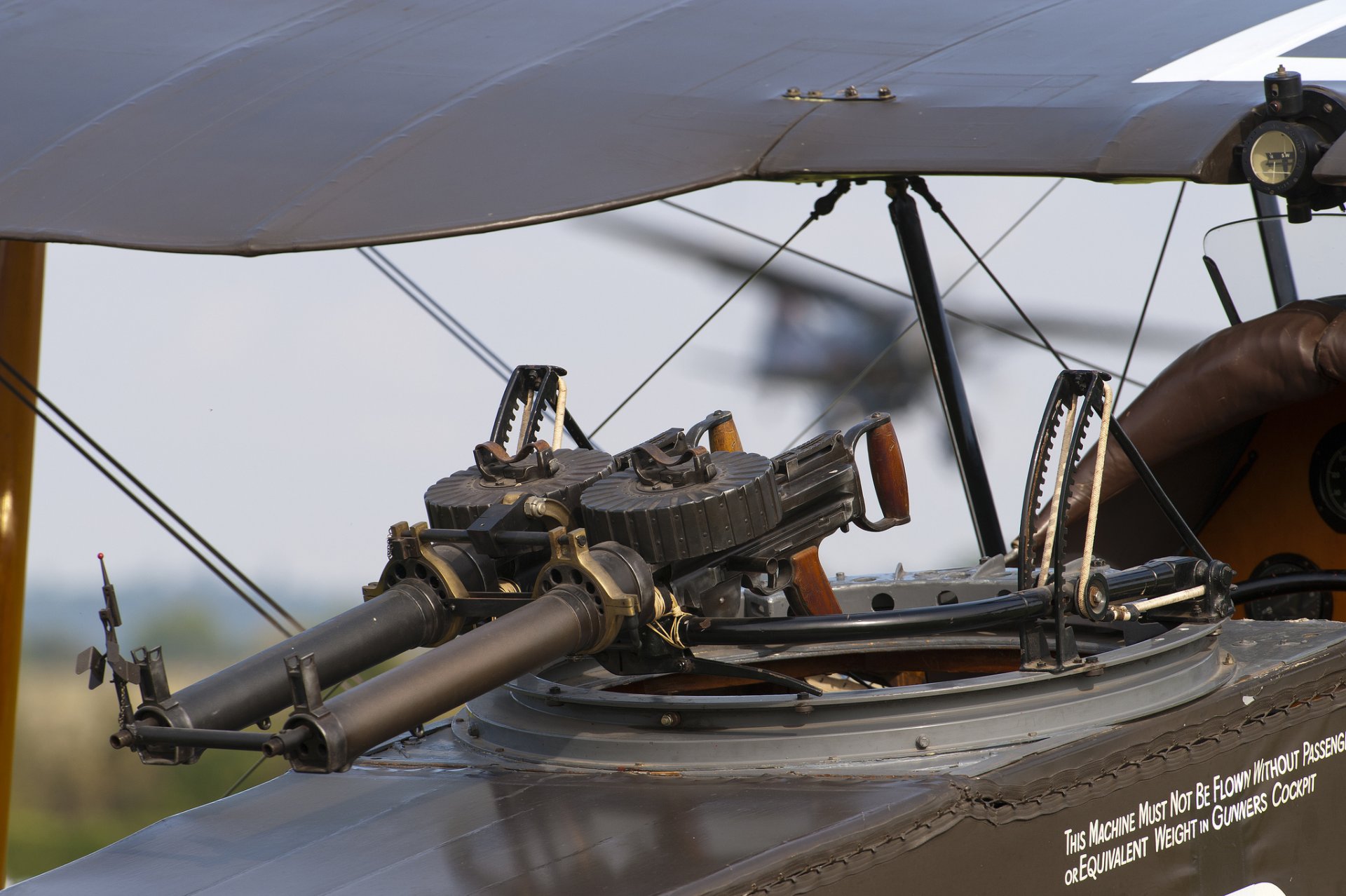 flugzeug flügel kabine lewis lewis zeiten erster weltkrieg krieg waffen