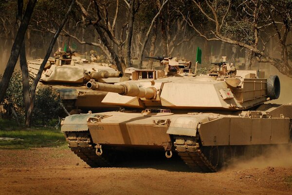 Tanque estadounidense Abrams en entrenamiento militar