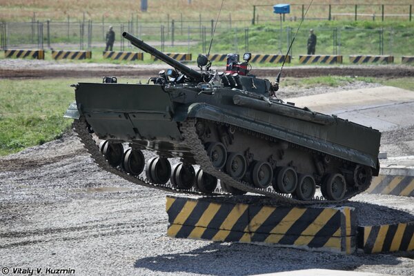 JSC skbm a of Russia with BMP-3