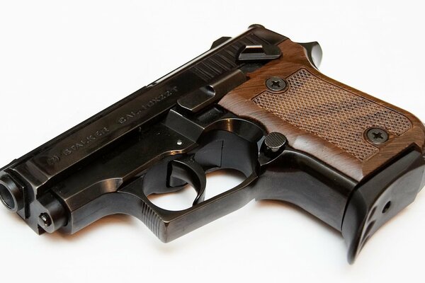 Firearms. Traumatic Pistol