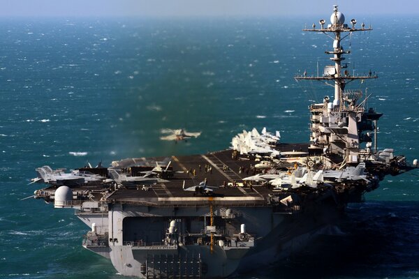 Portaerei uss john c. stennis