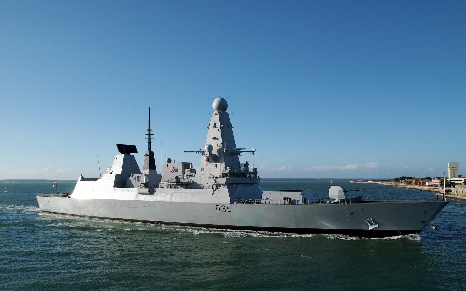 hms dragon navire arme