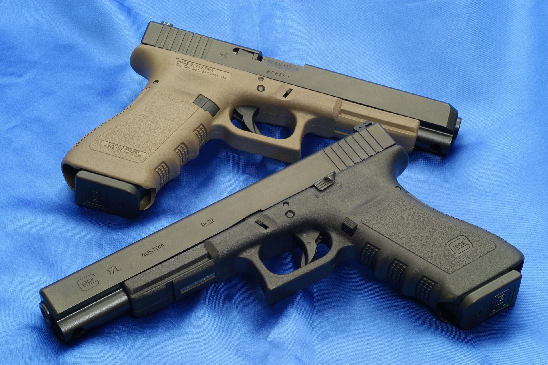 glock 34od 17l waffe tapete 34od 17l pistolen hintergrund leinwand blau