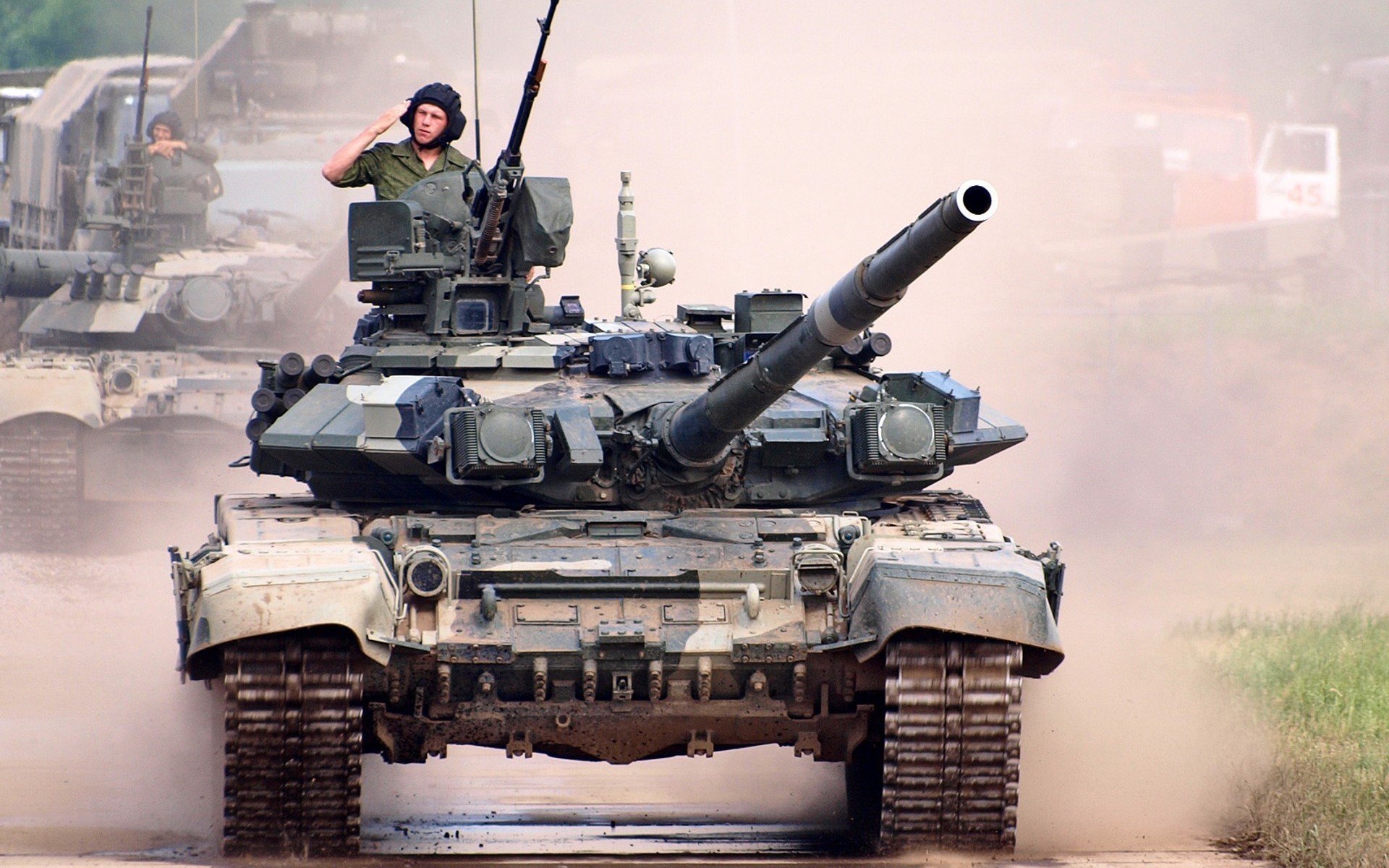 t-90 tank main battle tank of the russian federation tanker