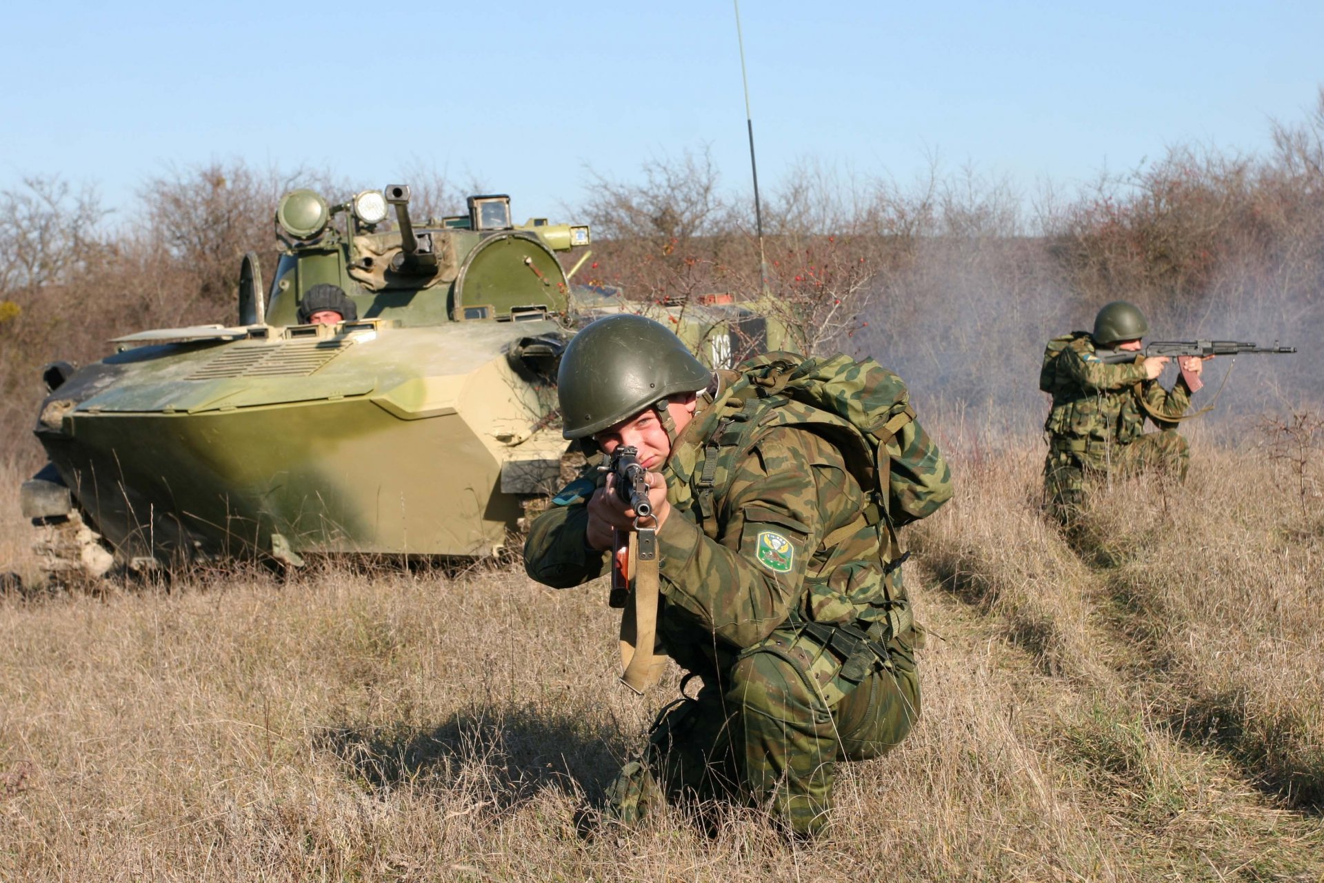 oldiers 7th amphibious assault division bmd landing photo-oboina with exercises