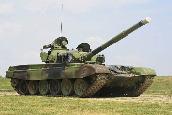 Tanque de batalla principal de Serbia m-84