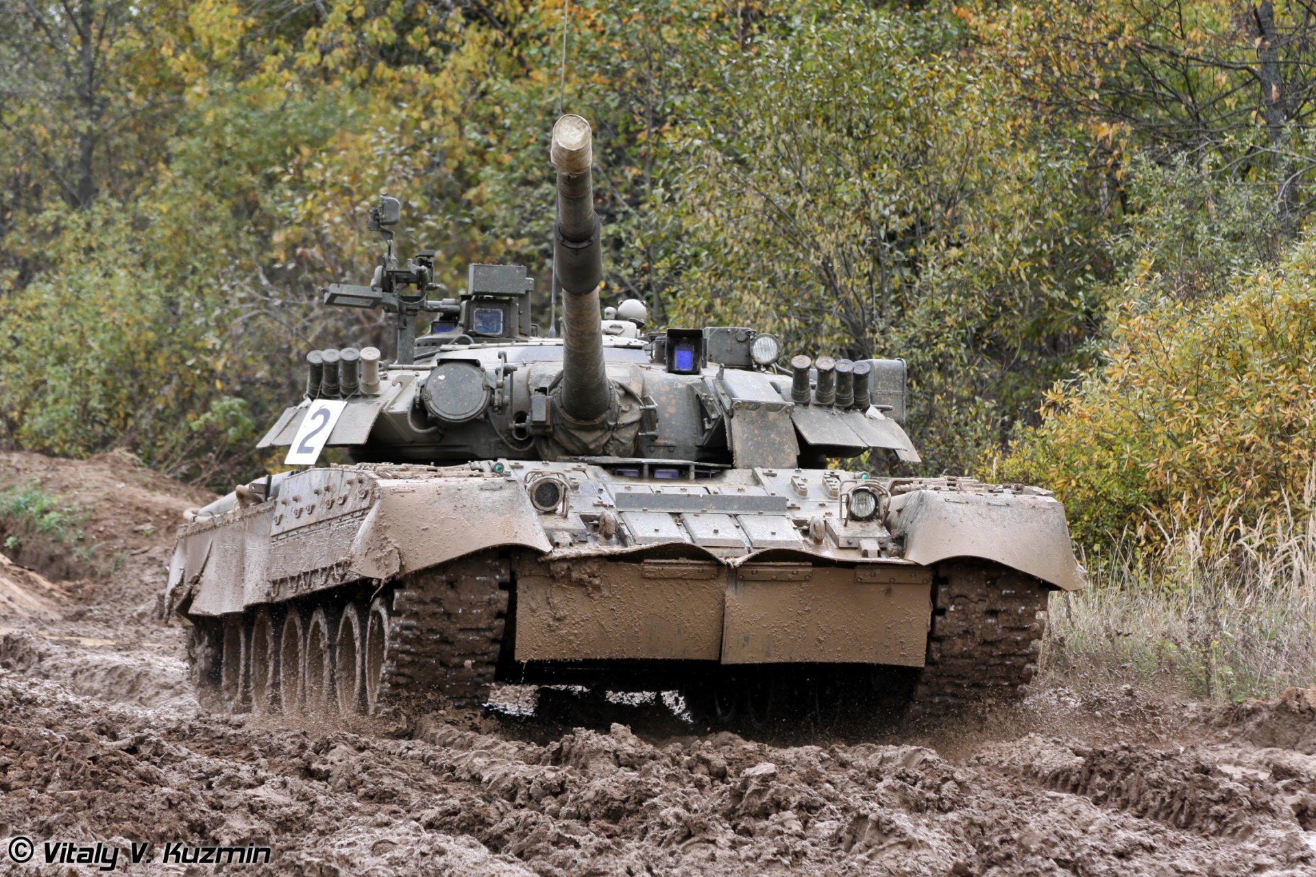 forze armate russe t-80 carro armato