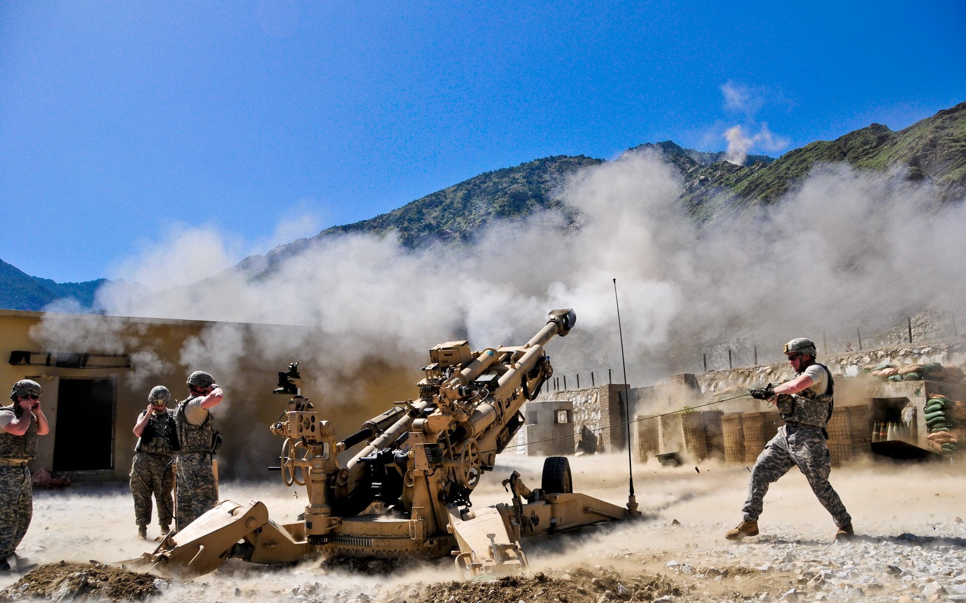 obusier soldats guerre armes