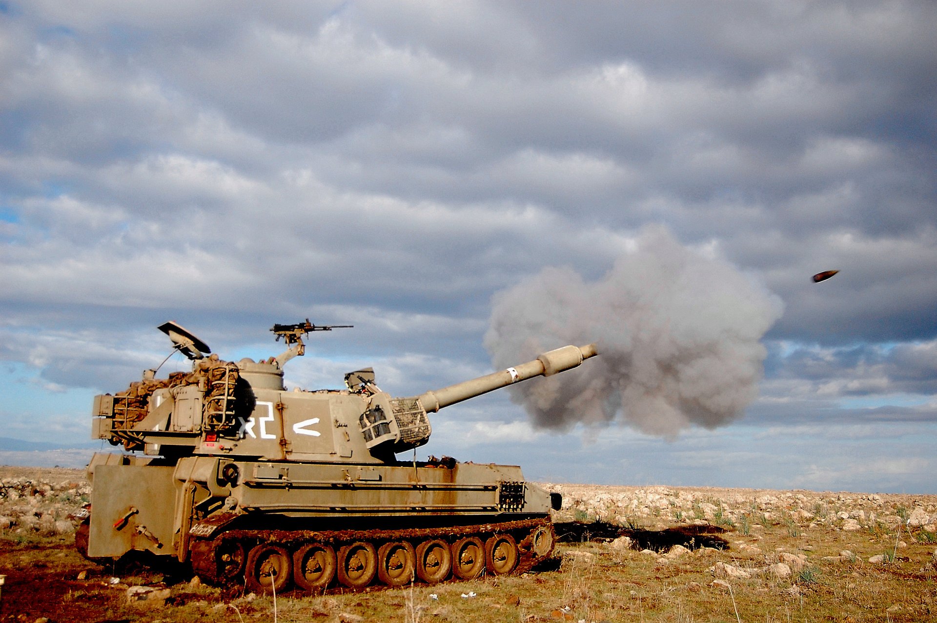 m109 acs 155 mm sun israel shot