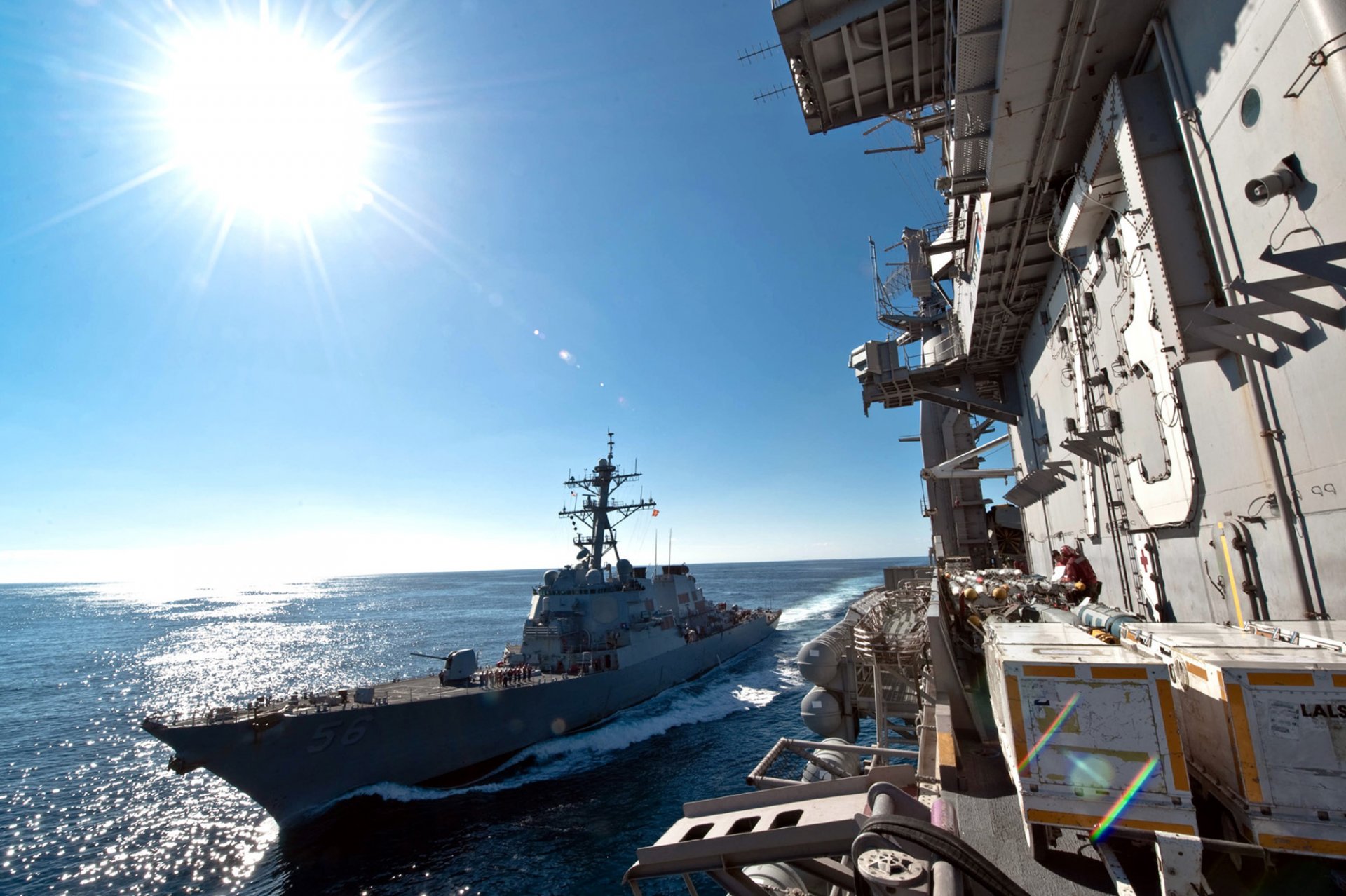 statek uss john c. mccain ddg-56 marynarka wojenna słońce ocean