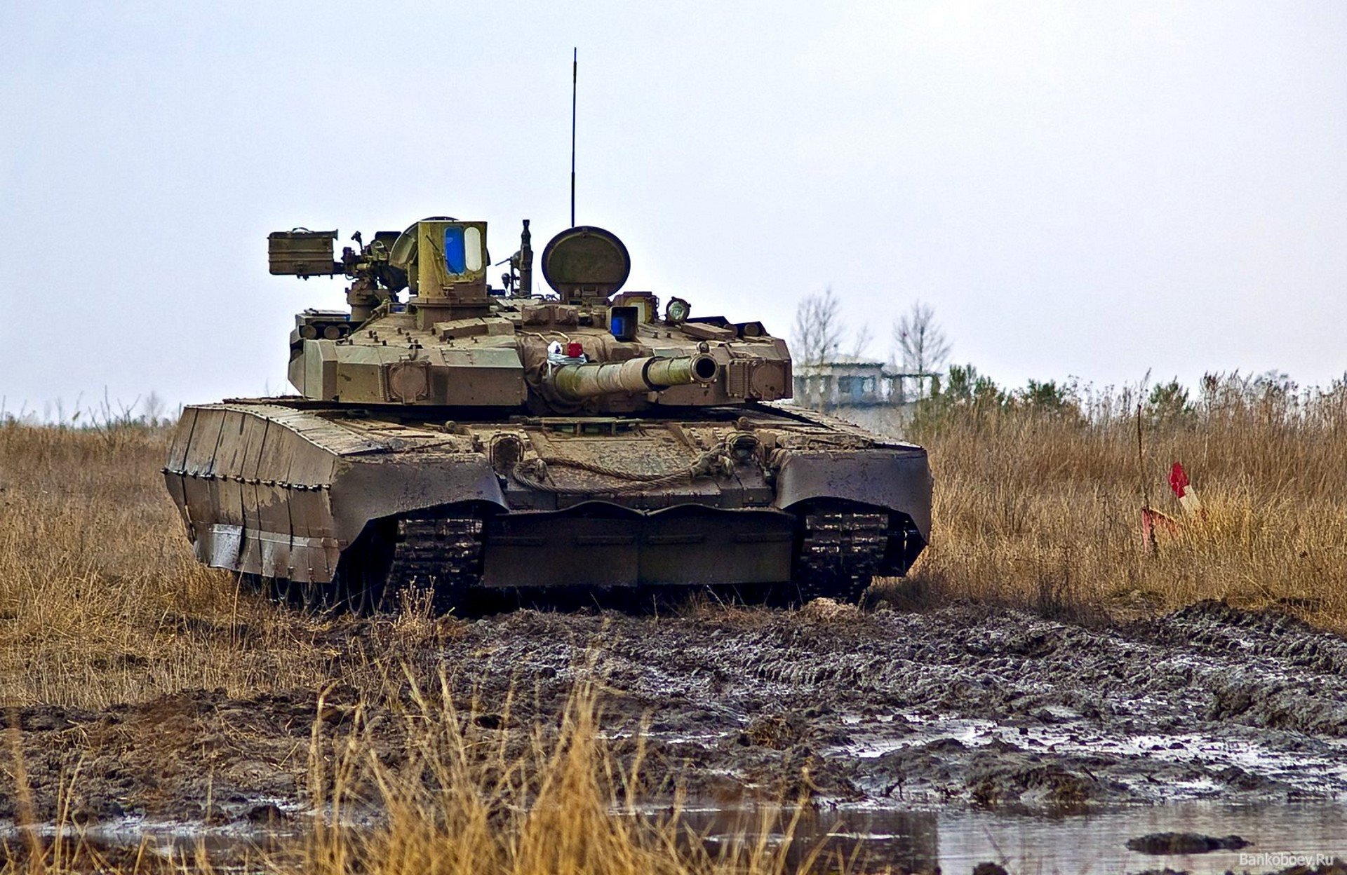 t-84 stronghold tank the field ukraine