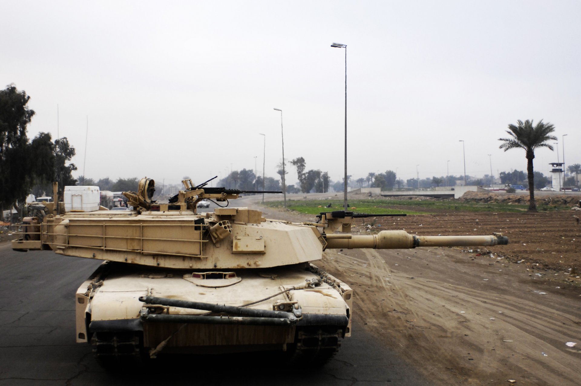 abrams usa réservoir matériel militaire guerre rue maison