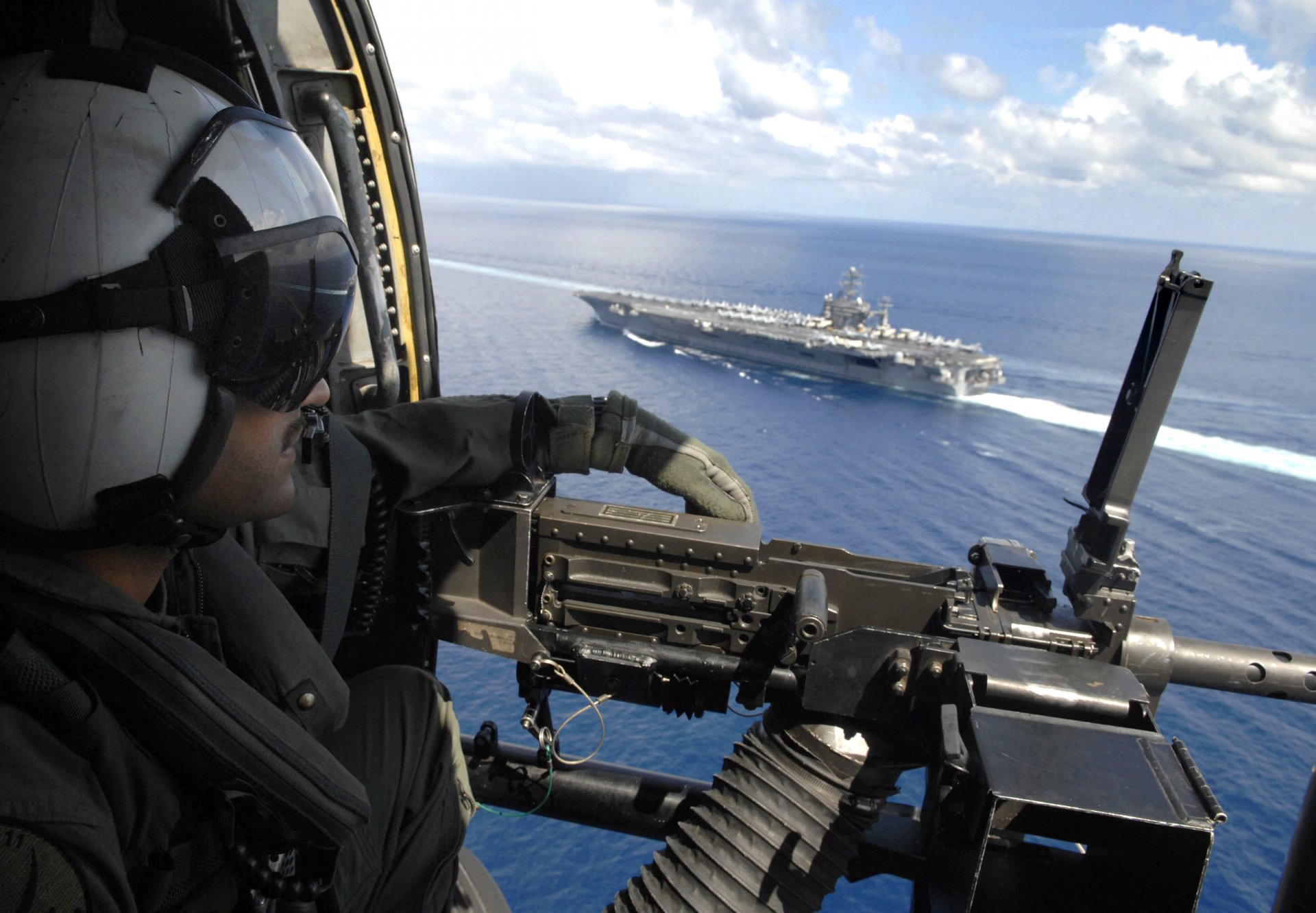 militär maschinengewehr himmel meer schiff