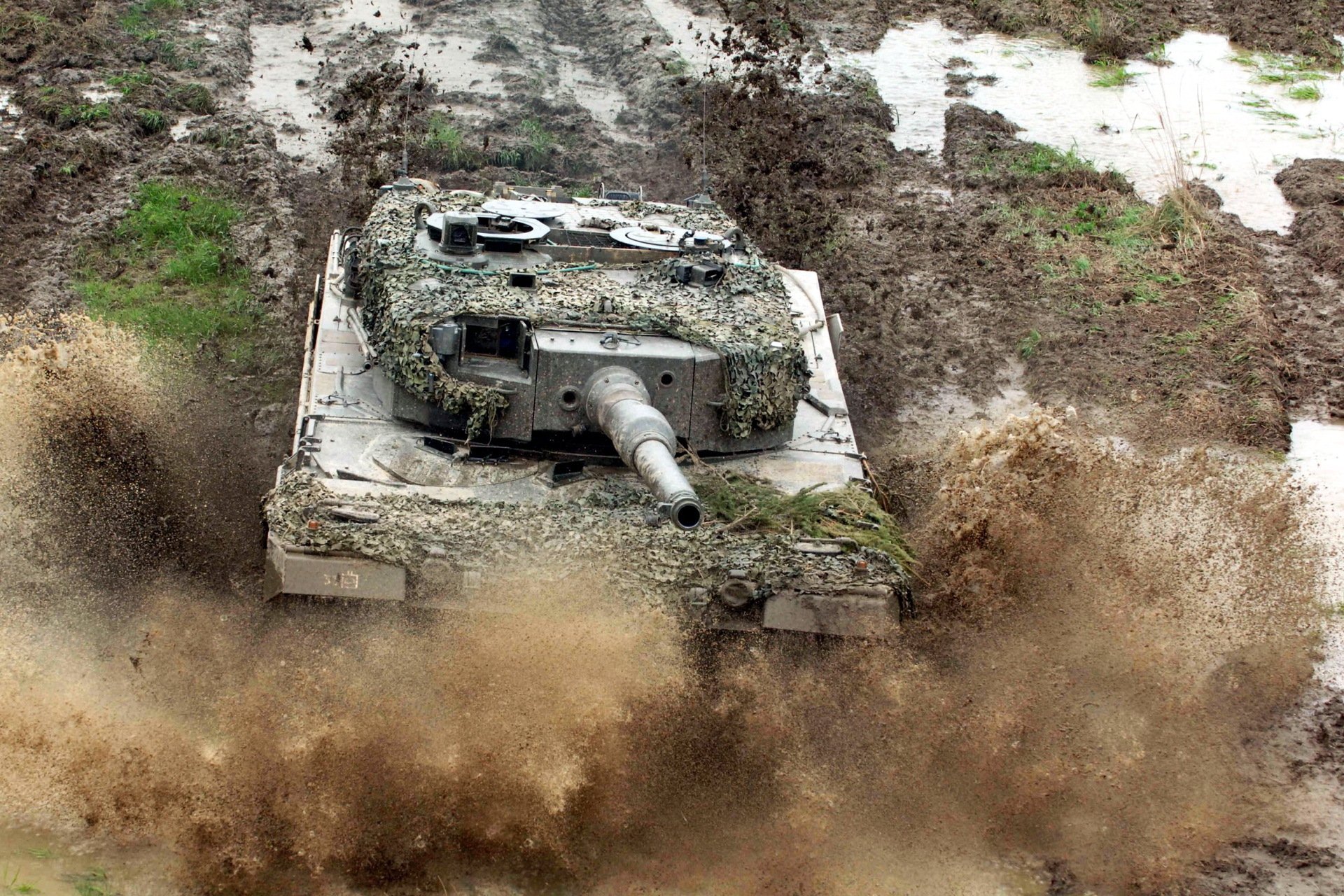 tanque arma fondo