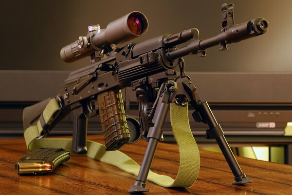Automatic rifle with optical sight