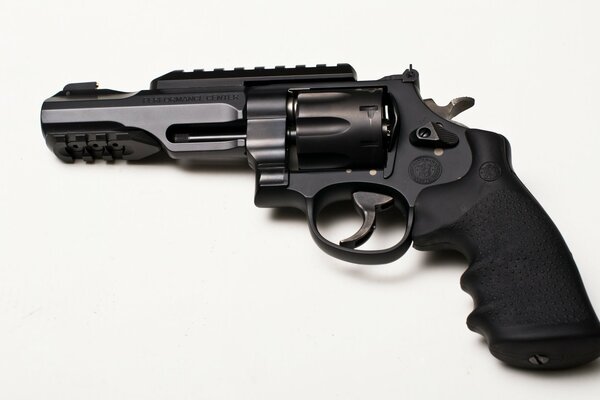 Revolver Wesson 327 Smith and Amp