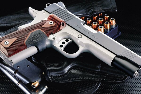 Excellent Kimber pistol to order, kabura as a gift