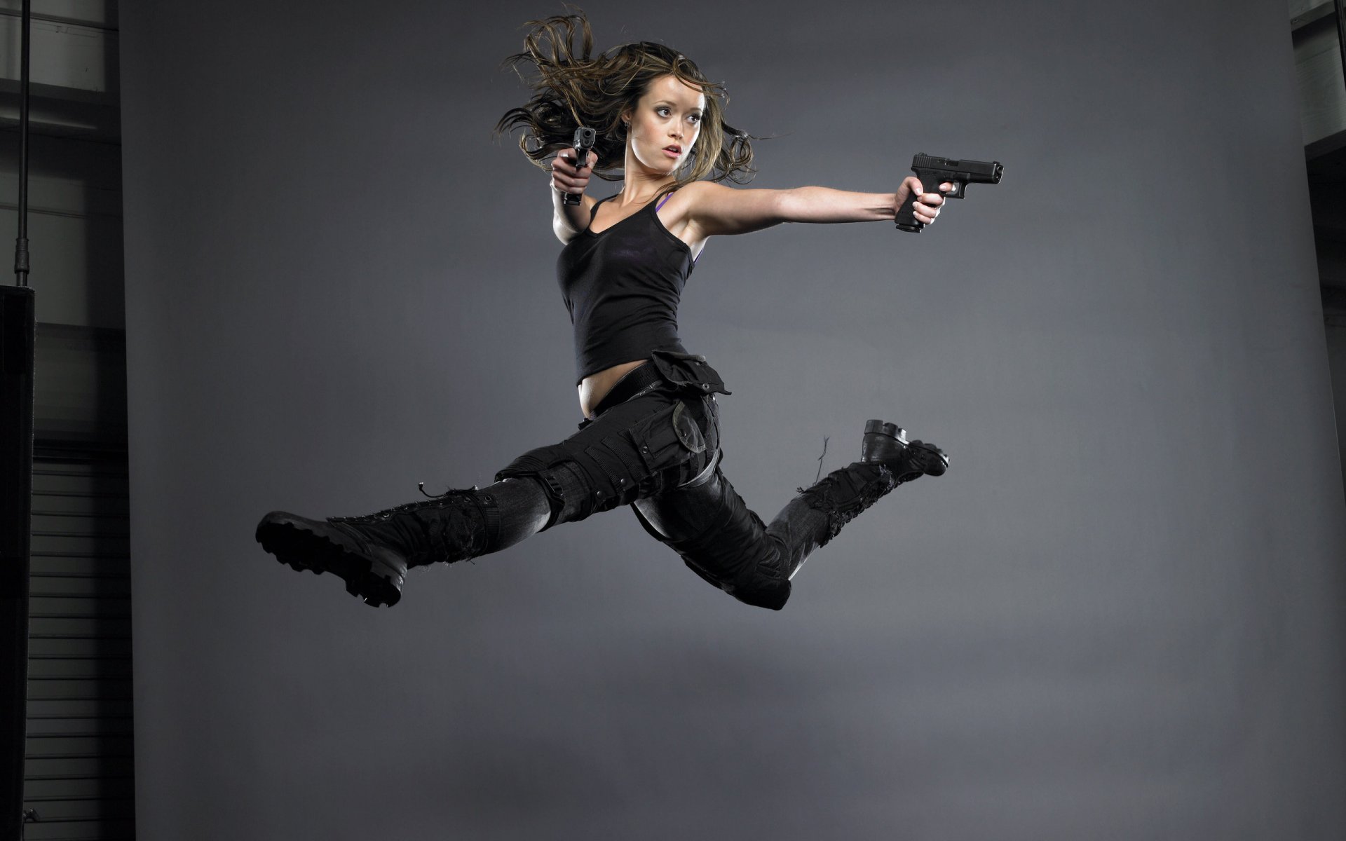 ummer glau summer glau pistols jump boot