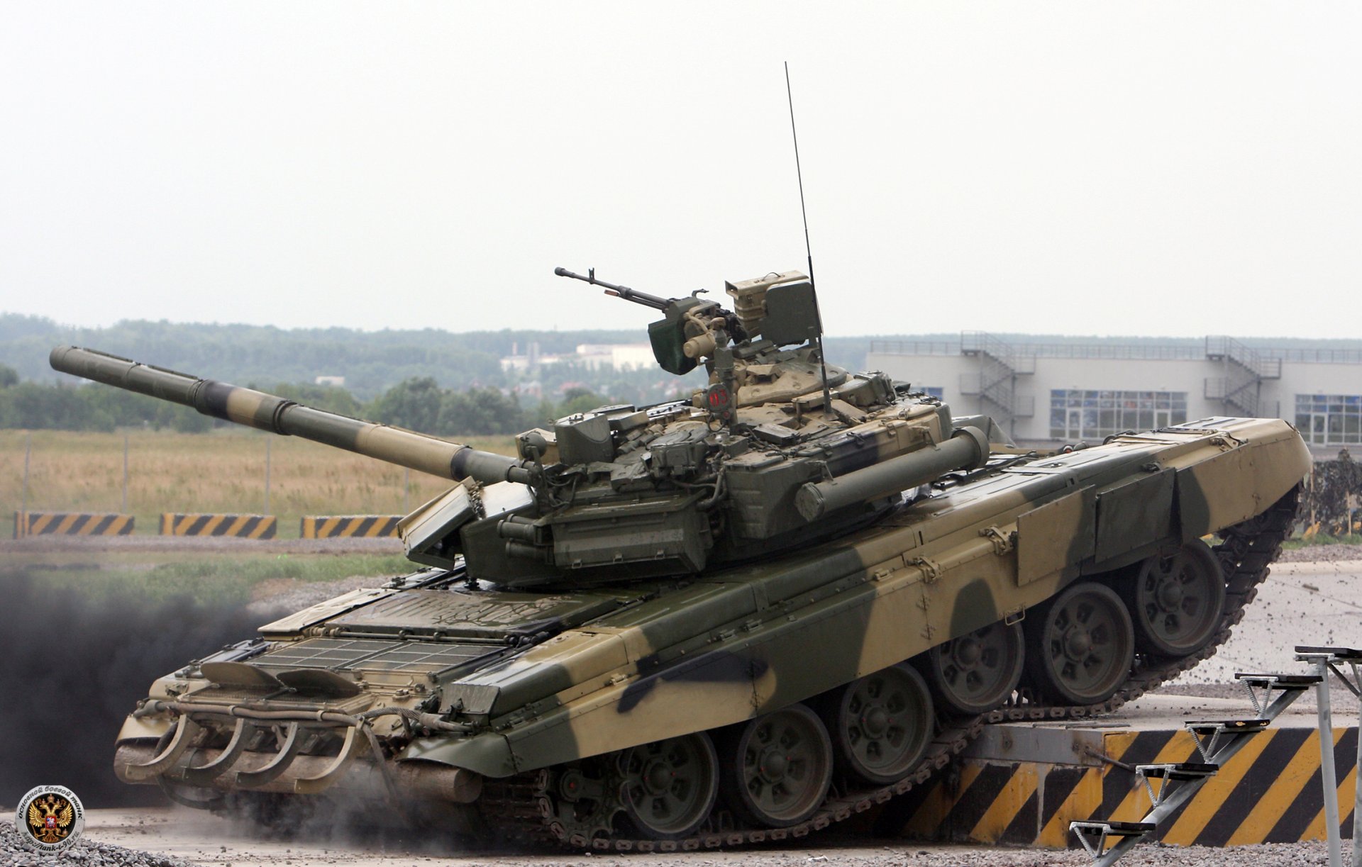 t-90 czołg poligon