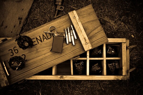 Arsenal d horreur: transport de munitions dans une boîte en bois