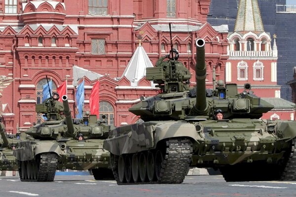 Militärmaschinenparade in der Stadt Moskau