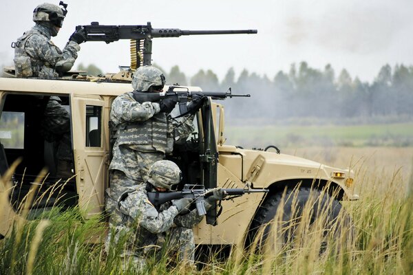 Les soldats de Hammer se battent