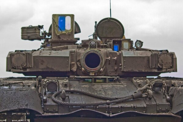 Ukrainian tank. Cloudy sky