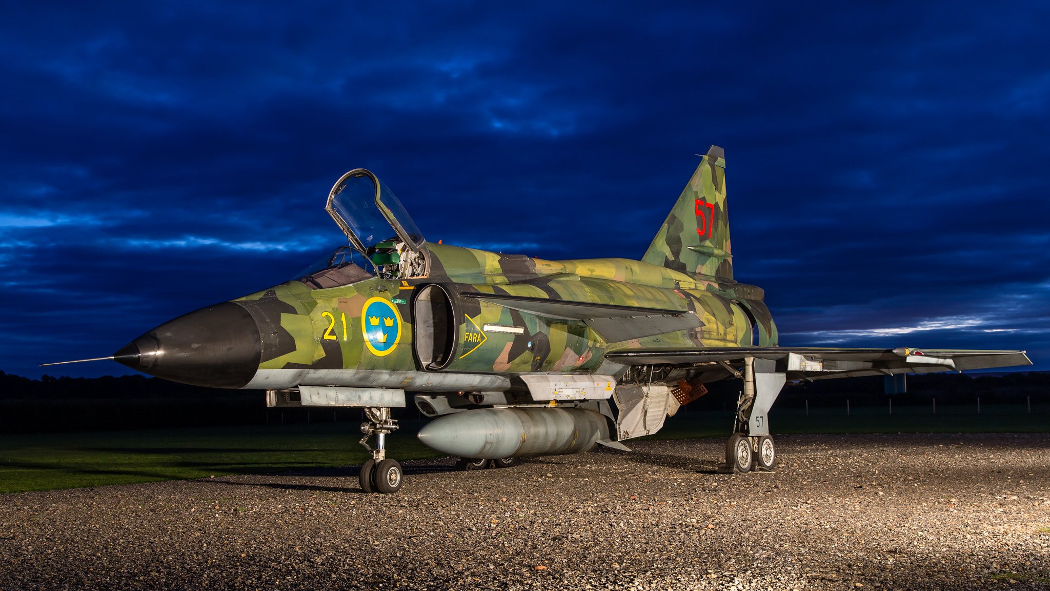 aab jas 39 gripen polyvalent combattant