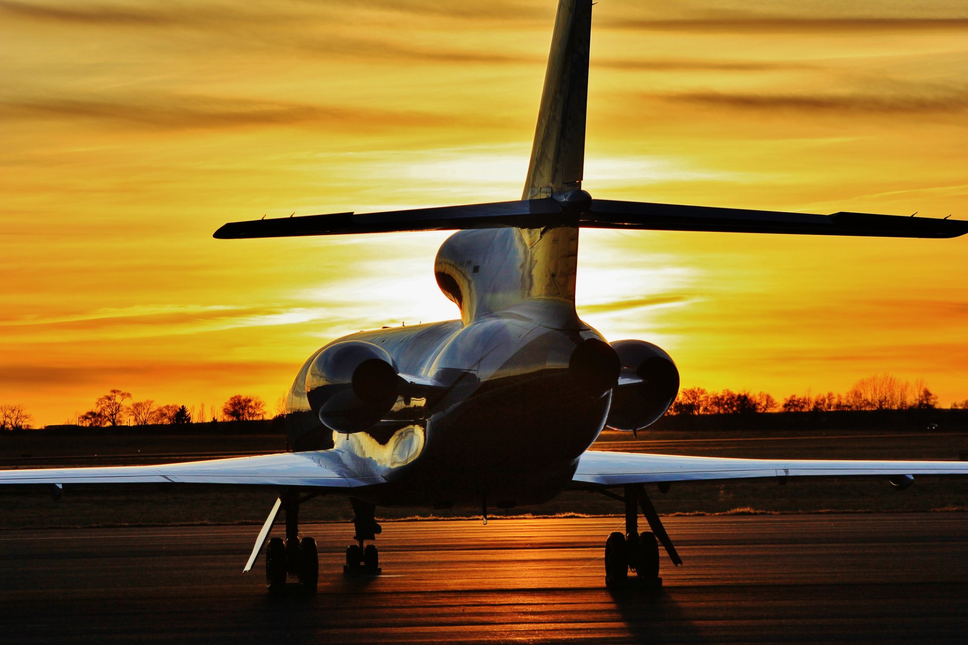 dassault falcon odrzutowy samolot administracyjny zachód słońca