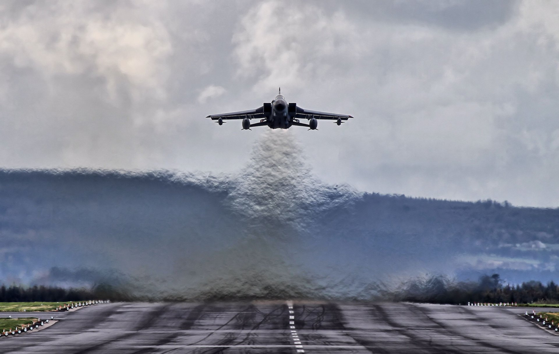 panavia tornado chasseur bombardier aérodrome