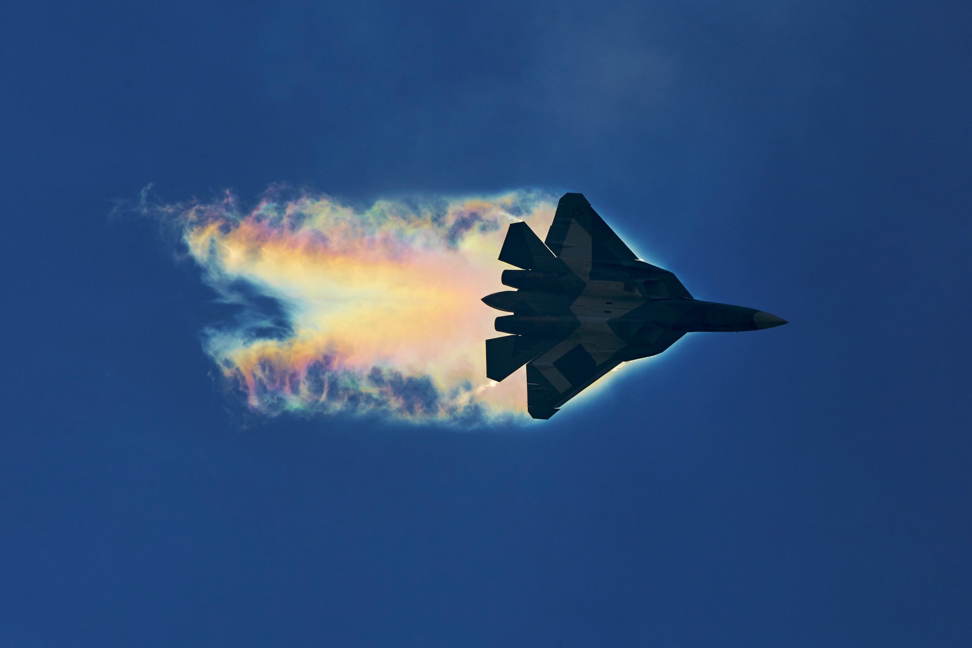 sukhoi t-50 pak-fa air force russie prospective aviation complexe de première ligne aviation vitesse virage manœuvre combattant cinquième génération max 2015