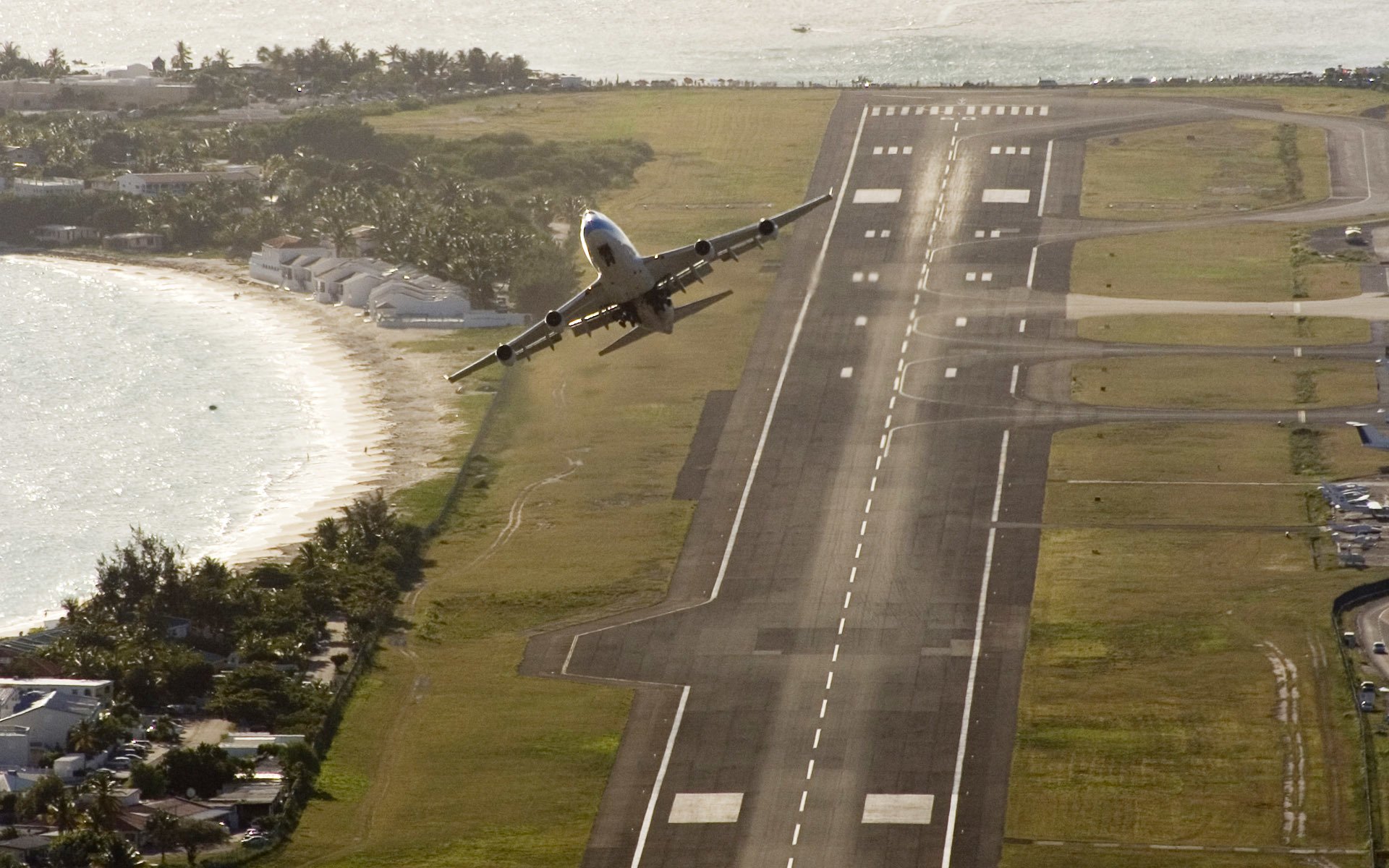 boeing klm airfrance aeroporto aereo passeggeri pista pista isola mare oceano