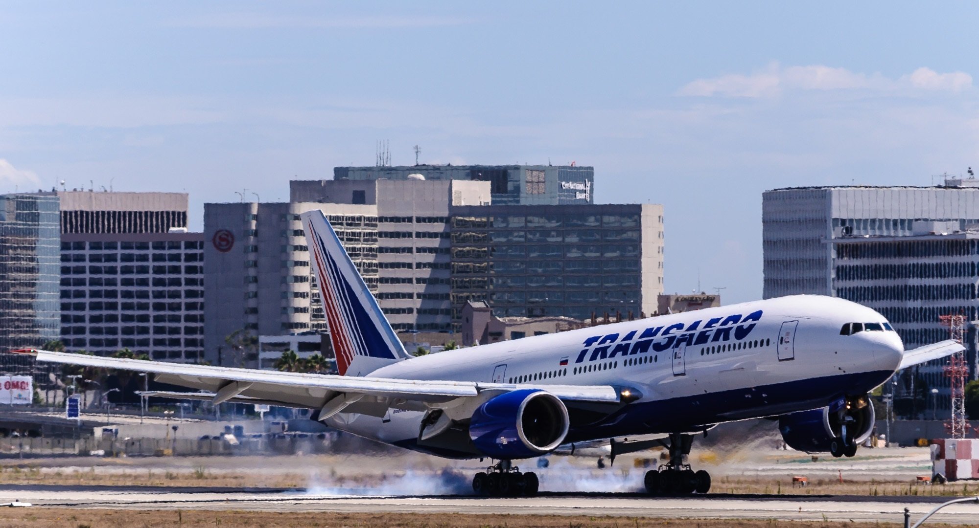 airline transaero passenger plane planting airport boeing