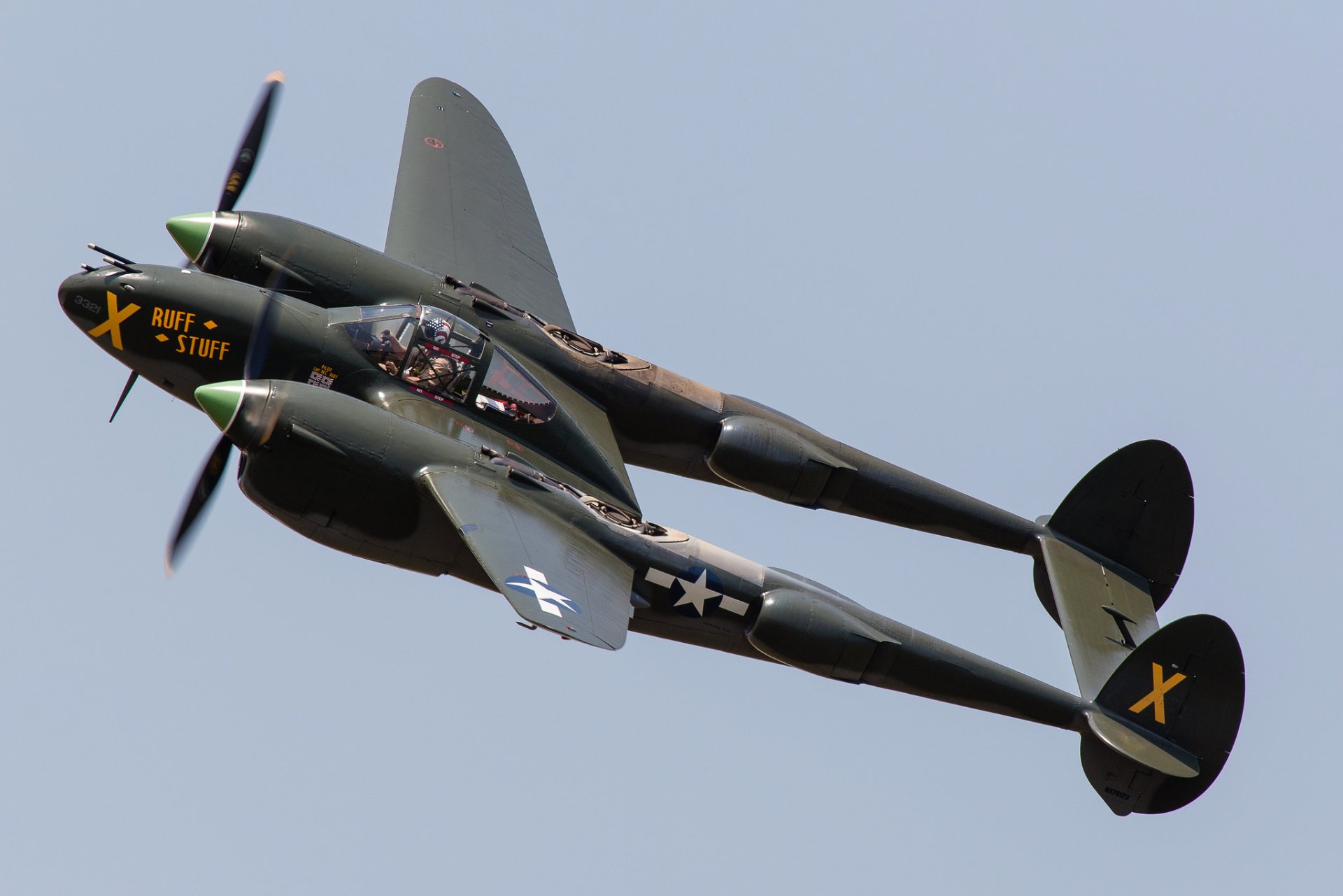 plane sky smacks propeller