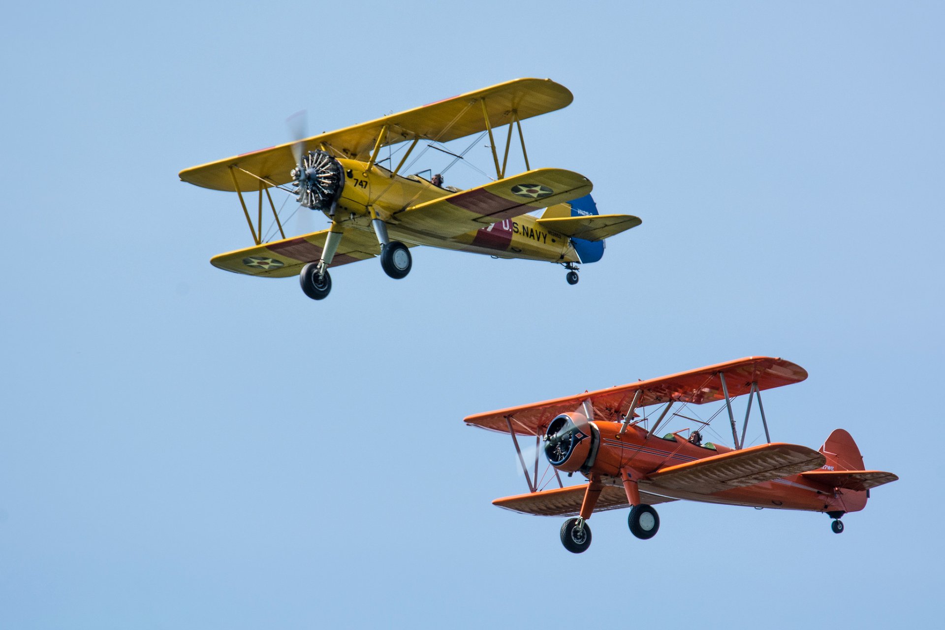 flugzeug doppeldecker parade retro himmel