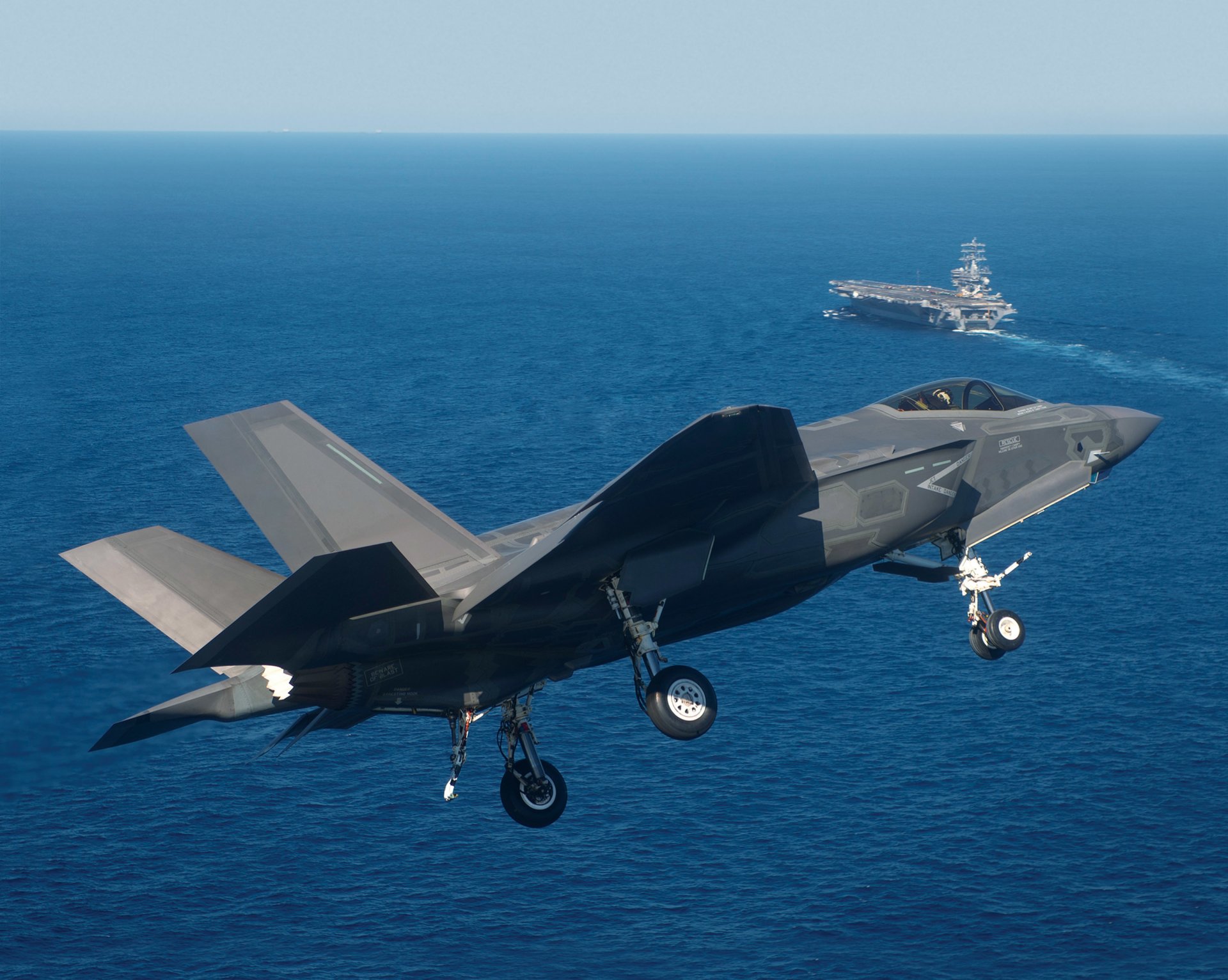 f-35c plane weapon