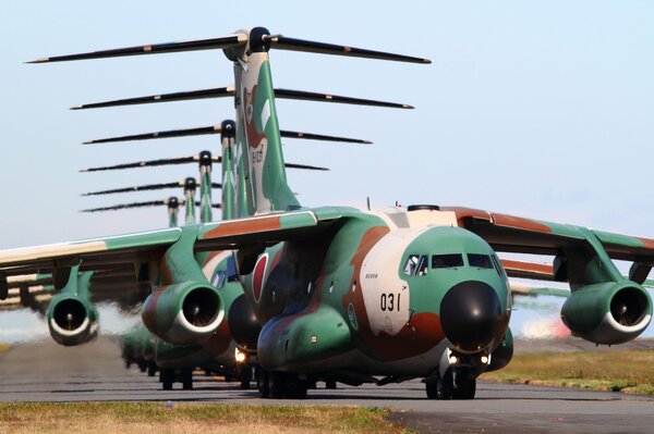 Start z lotniska samolotów C - 17 globemaster