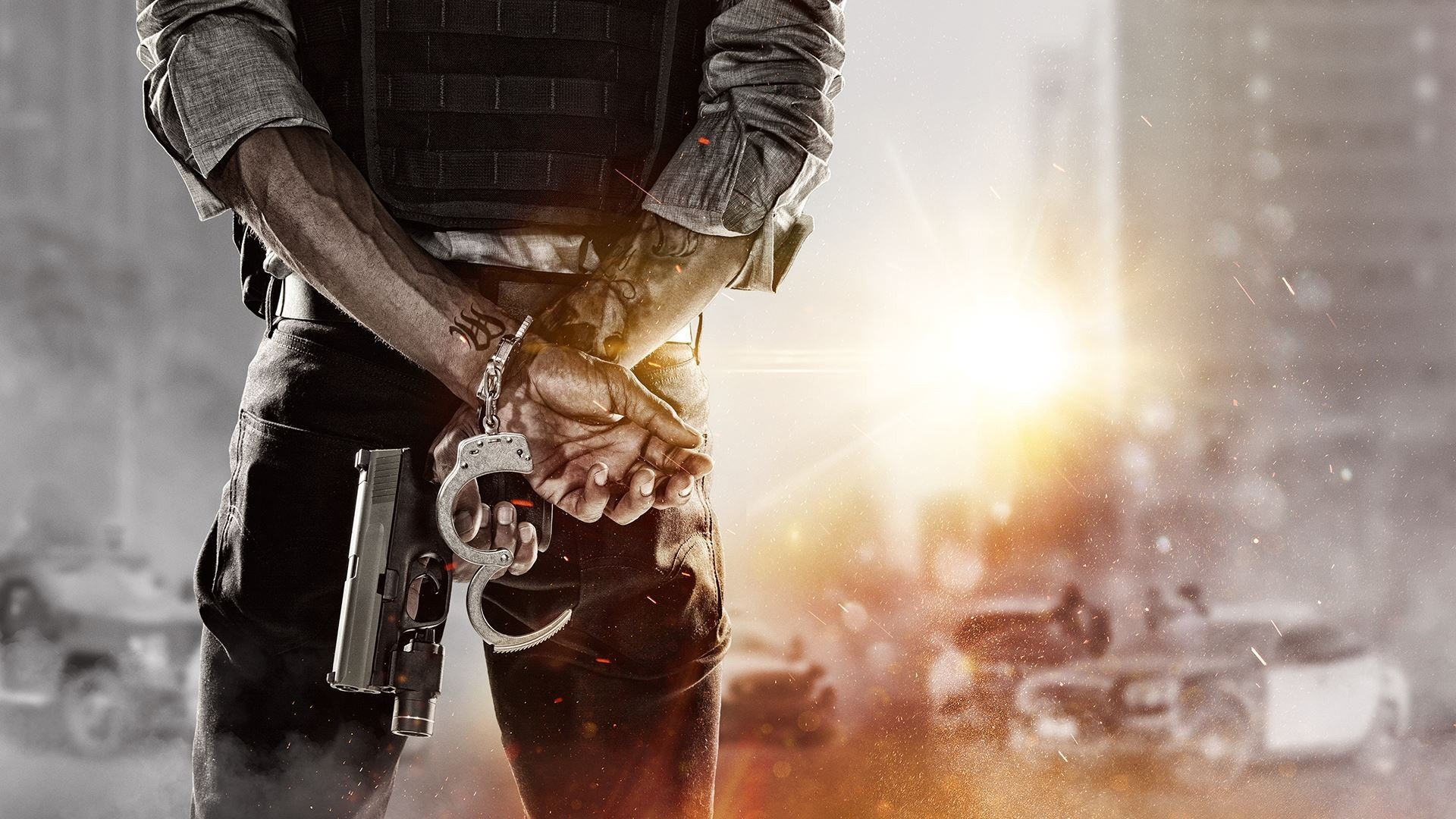 battlefield: hardline visceral games electronic arts armi poliziotto polizia luce macchina manette armatura tatuaggio casa