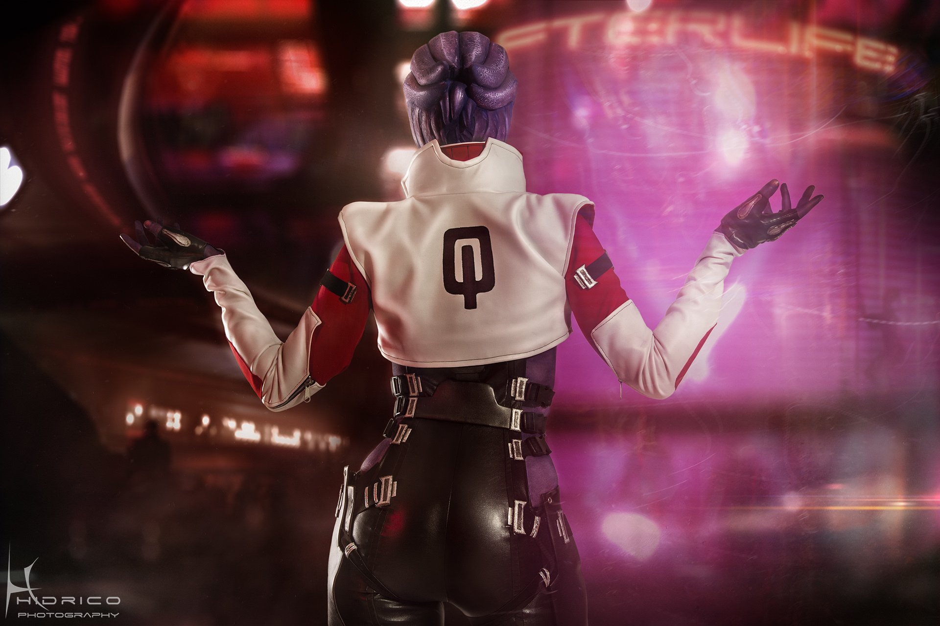 mass effect życie pozagrobowe aria t loak cosplay dziewczyna kostium bar światła