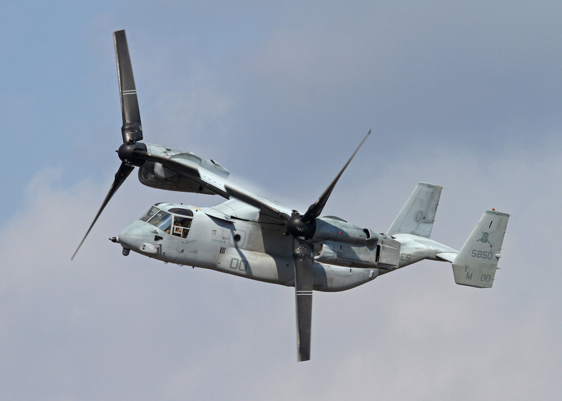 bell v-22 balbuzard transport convertible vol ciel