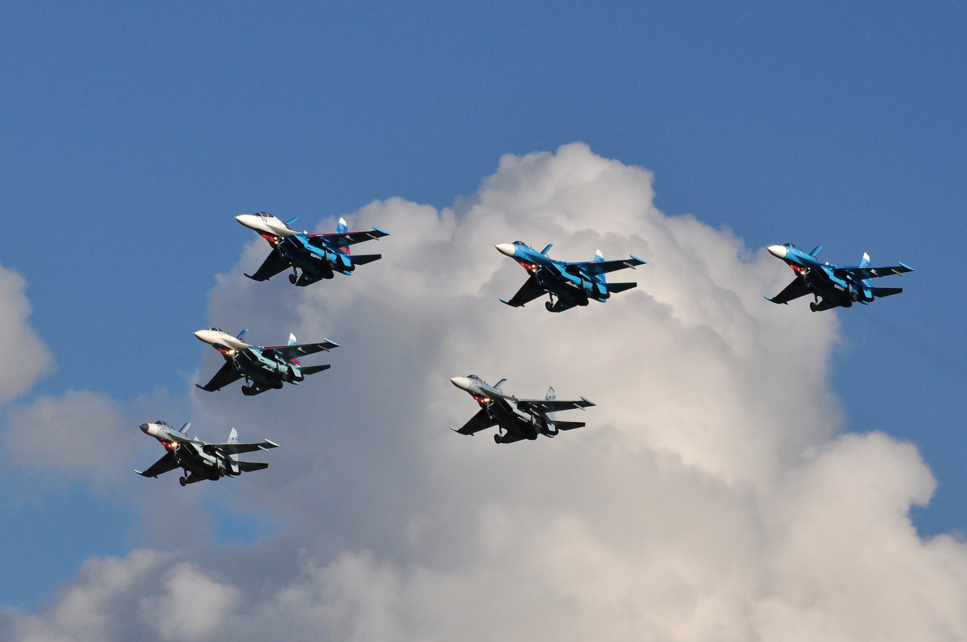 su-27 aviones de combate cielo nubes