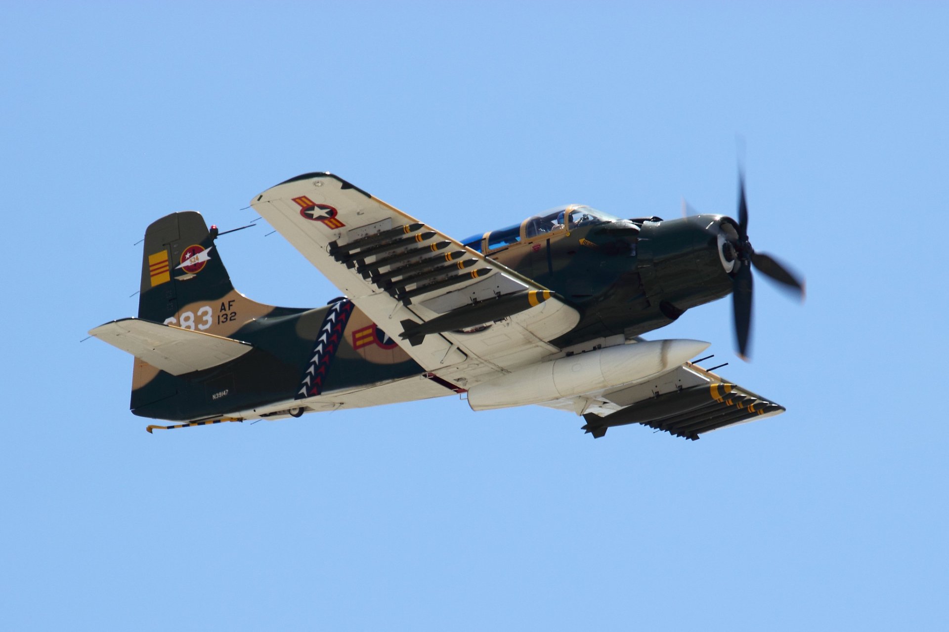 a-1 skyraider skyraider szturmowiec