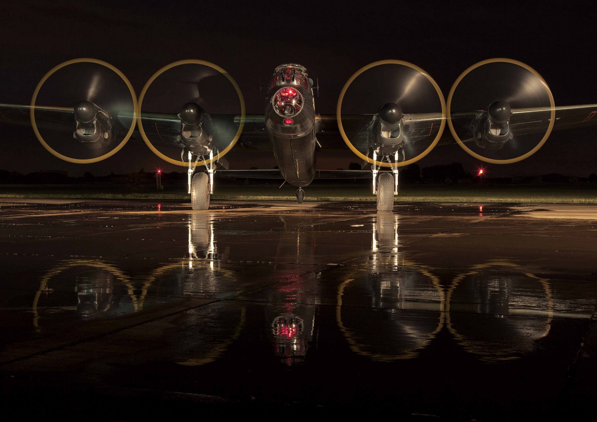 aurora lancaster schwer viermotorig bomber