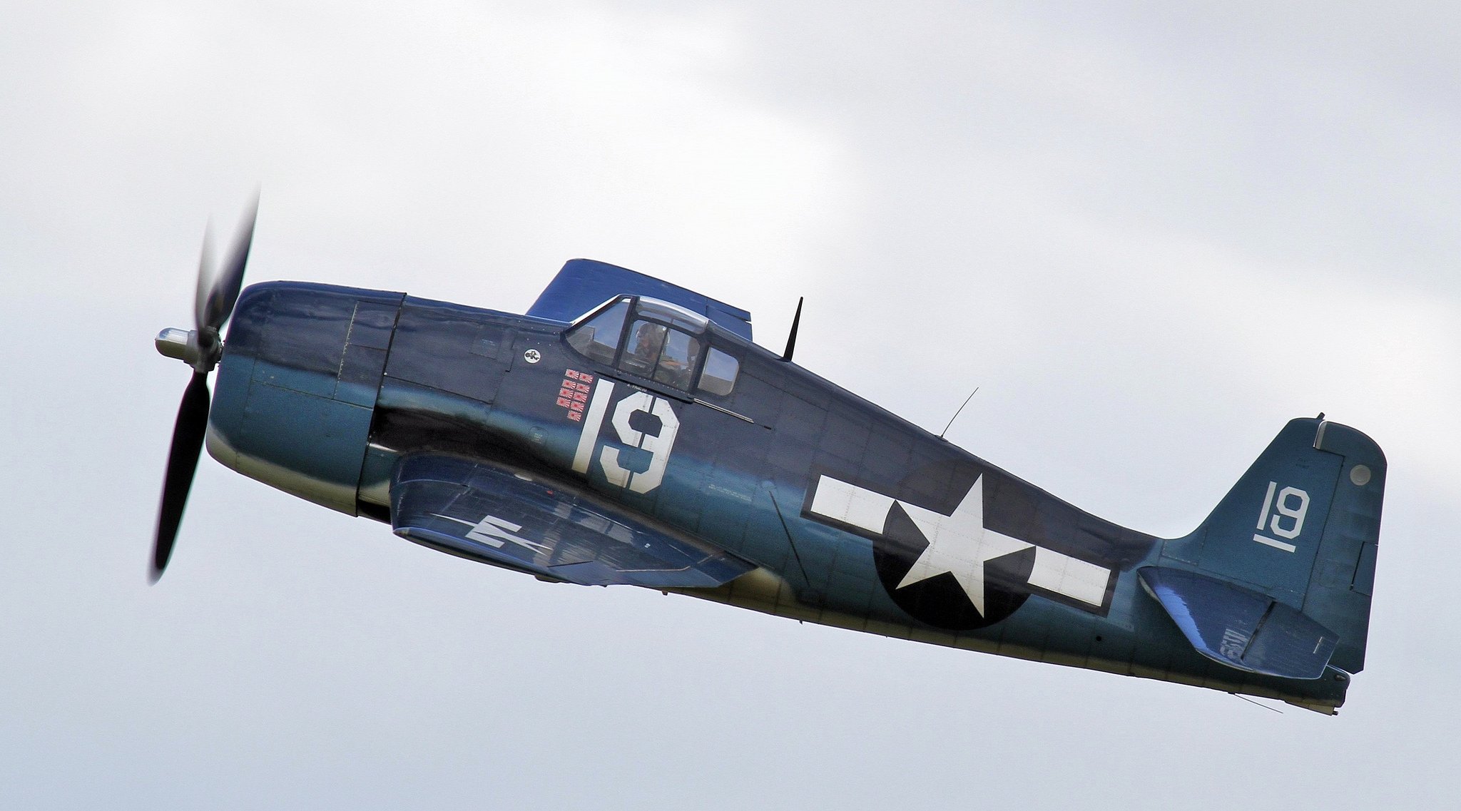 f6f-5k hellcat палубный истребитель