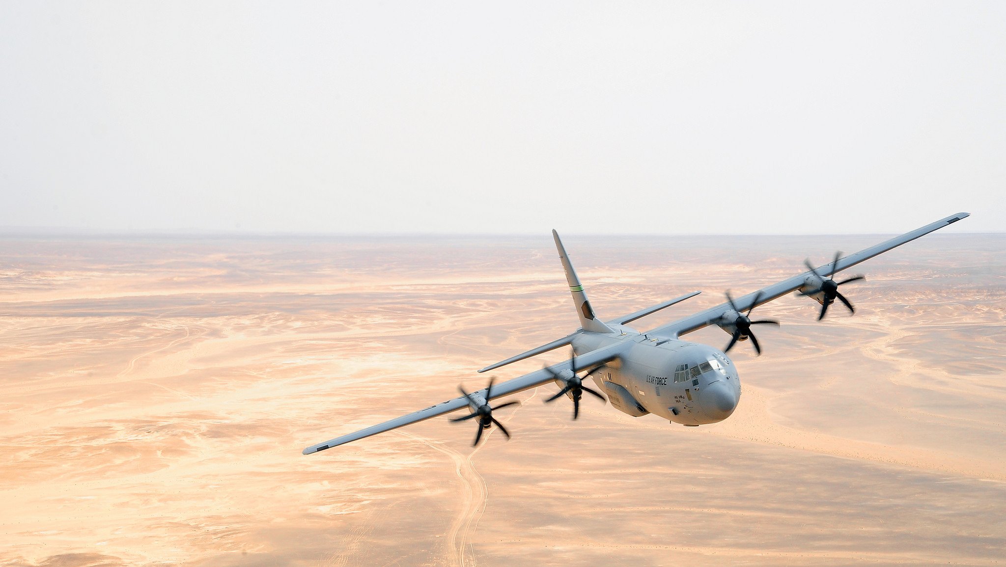 c-130j super hercules militärtransport flugzeug