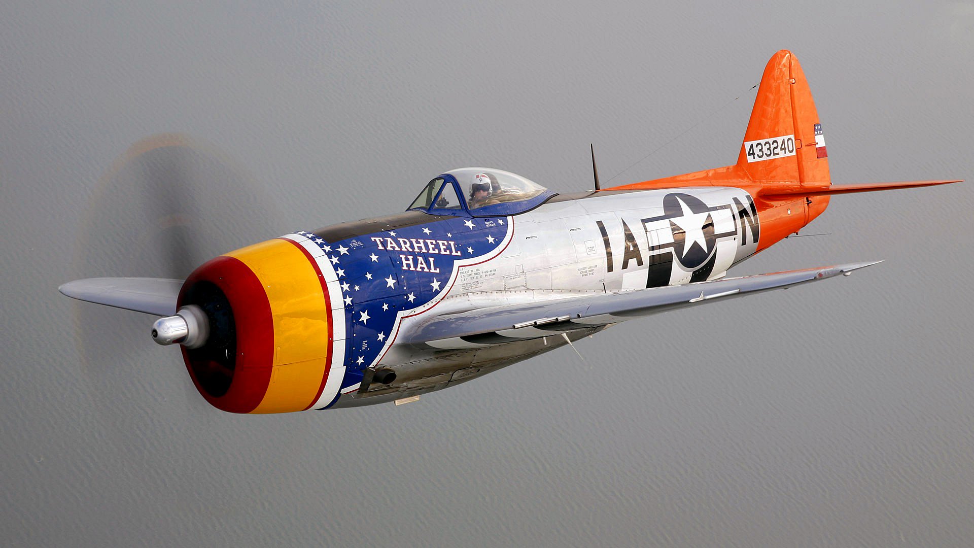 thunderbolt p-47 rétro avion vol pilote hélice